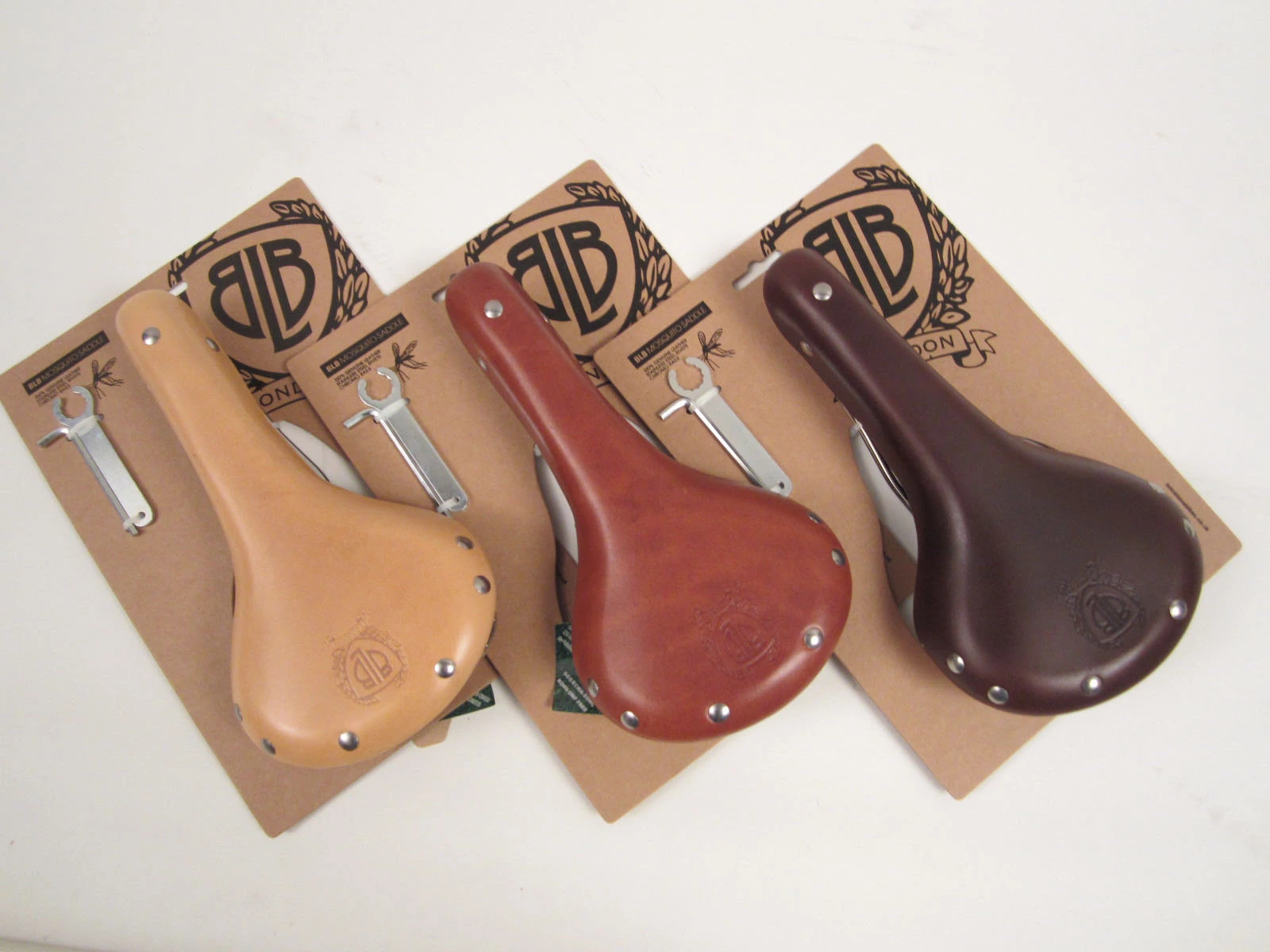 Pieces Selle BLB Mosquito Race – Marron Miel 3 Pieces Selle BLB Mosquito Race – Marron Miel – Image 3