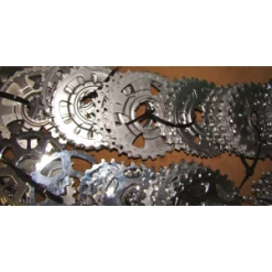 Lot Important De 1200 Pignons Miche Pour Shimano Et Campagnolo -Pièces Boutique lot important de 1200 pignons miche pour shimano et campagnolo 6